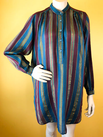 Cost Plus label Indian metallic striped kurta.  Bohemian boho style vibe.  Check out more vintage in our store in Berkeley, California!