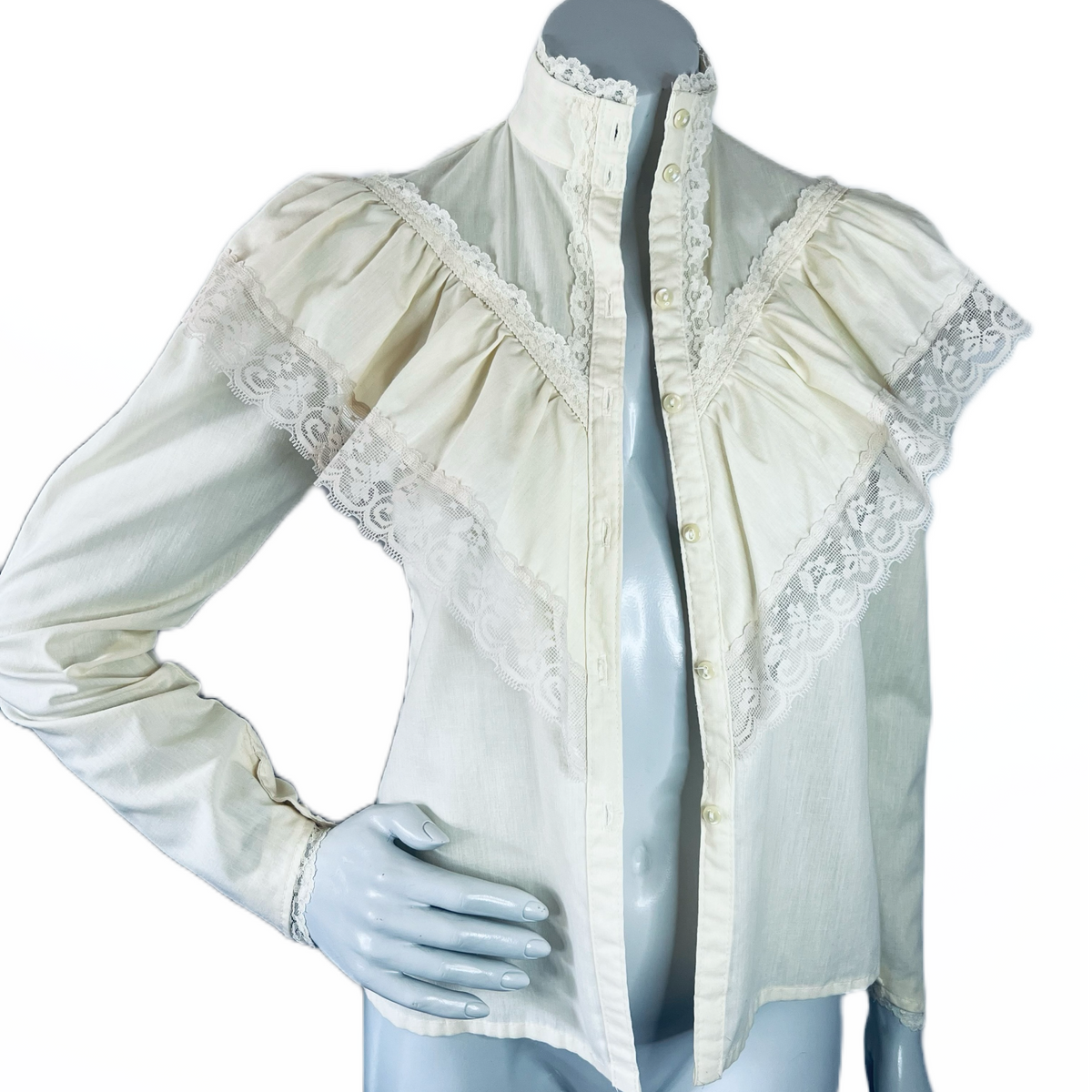 Gunne Sax Creme Victoriana Lace + Cotton Blouse — vintage 1970s Gunne Sax top