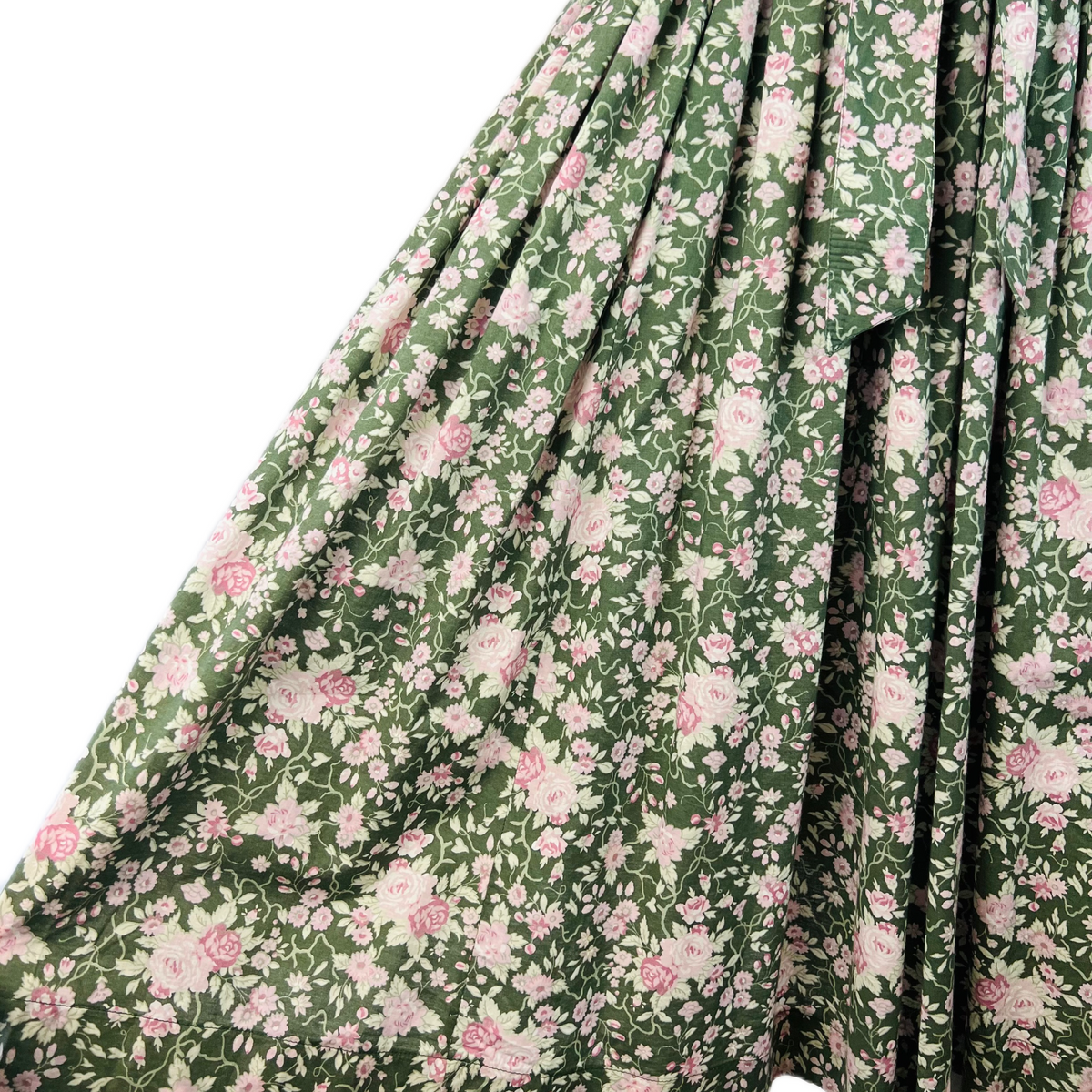 Laura Ashley Sage Green Rose Print Puff Sleeve Floral Dress — vintage Laura Ashley dress in pink, green