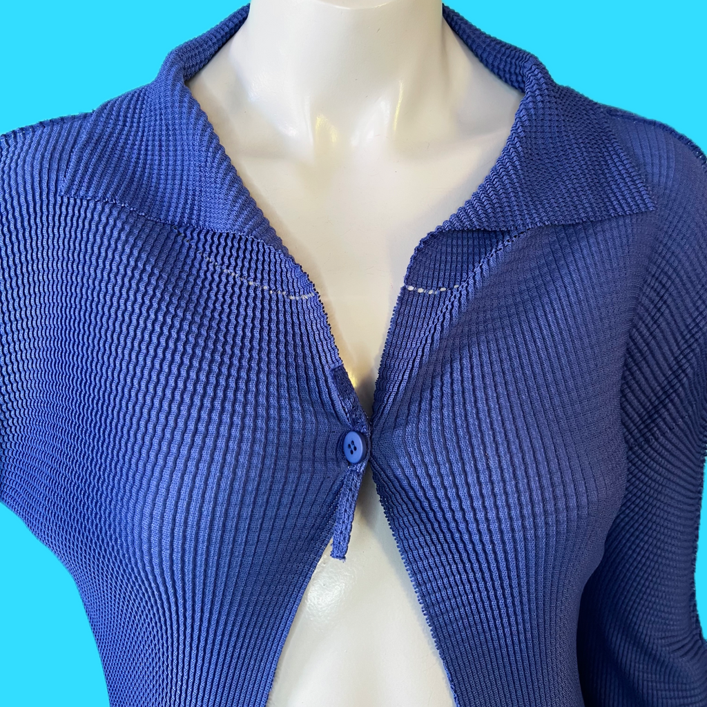 Issey Miyake Sculptural Indigo Blue Mini Duster Mesh Pleated Jacket — vintage Issey Miyake jacket in blue