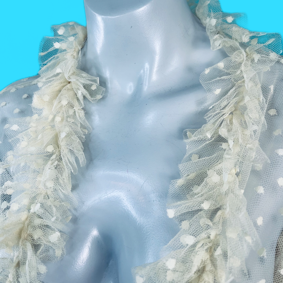 1930s ruffle detailing