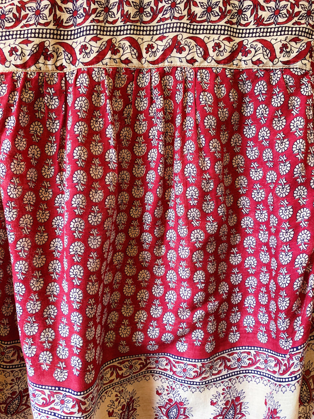 Red & Cream Floral Balloon Sleeve Indian Cotton Blouse — vintage 1970s top in ivory, red