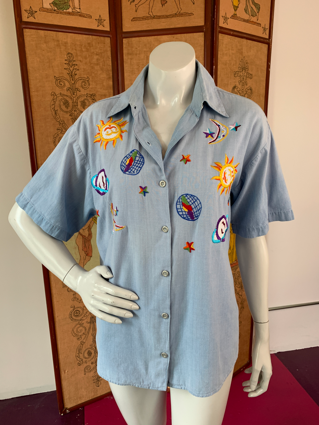 Bill Blass Celestial Embroidered Chambray Short Sleeve Button Up Shirt — vintage Bill Blass top