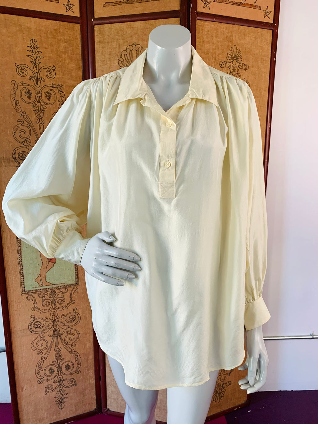 Poet Sleeve Ivory Silk Pullover Blouse — vintage Daniel Benjamin top in ivory