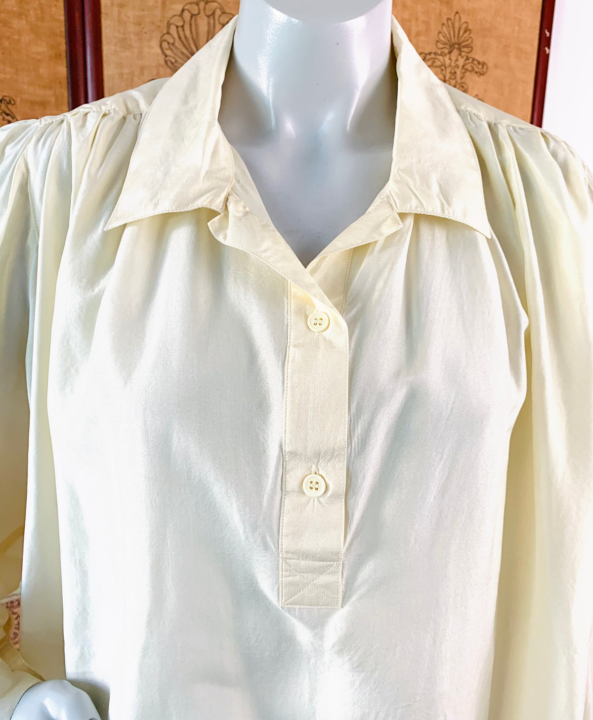 Poet Sleeve Ivory Silk Pullover Blouse — vintage Daniel Benjamin top in ivory
