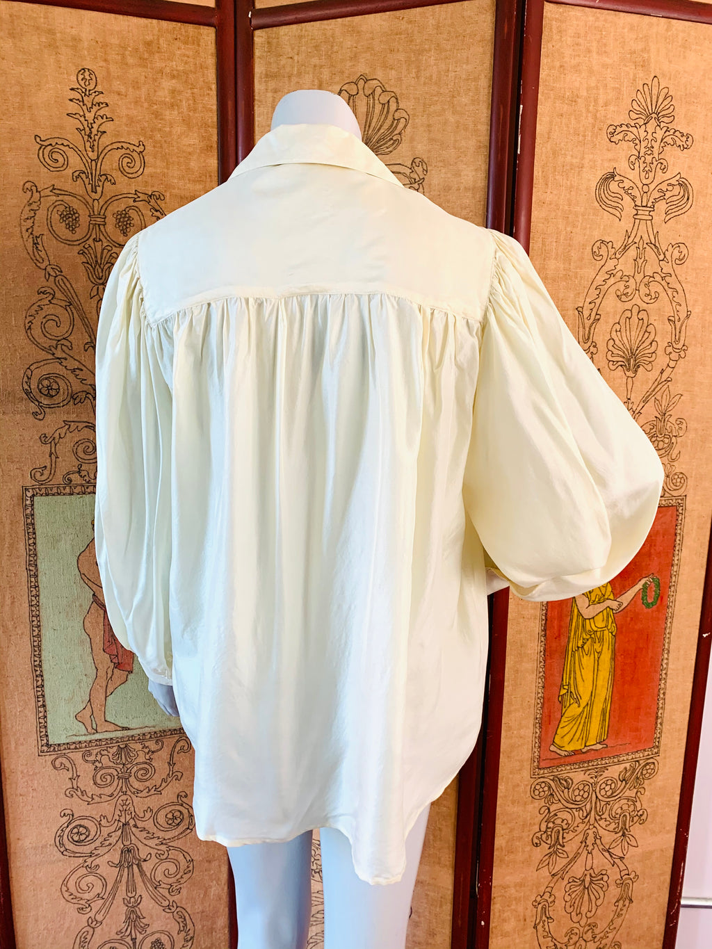 Poet Sleeve Ivory Silk Pullover Blouse — vintage Daniel Benjamin top in ivory