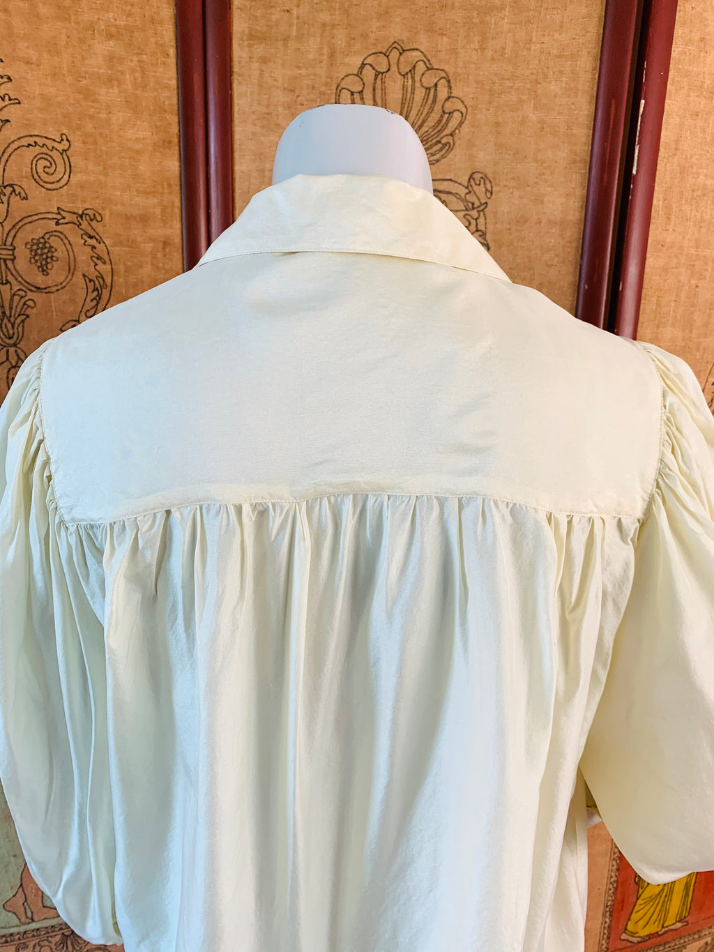 Poet Sleeve Ivory Silk Pullover Blouse — vintage Daniel Benjamin top in ivory