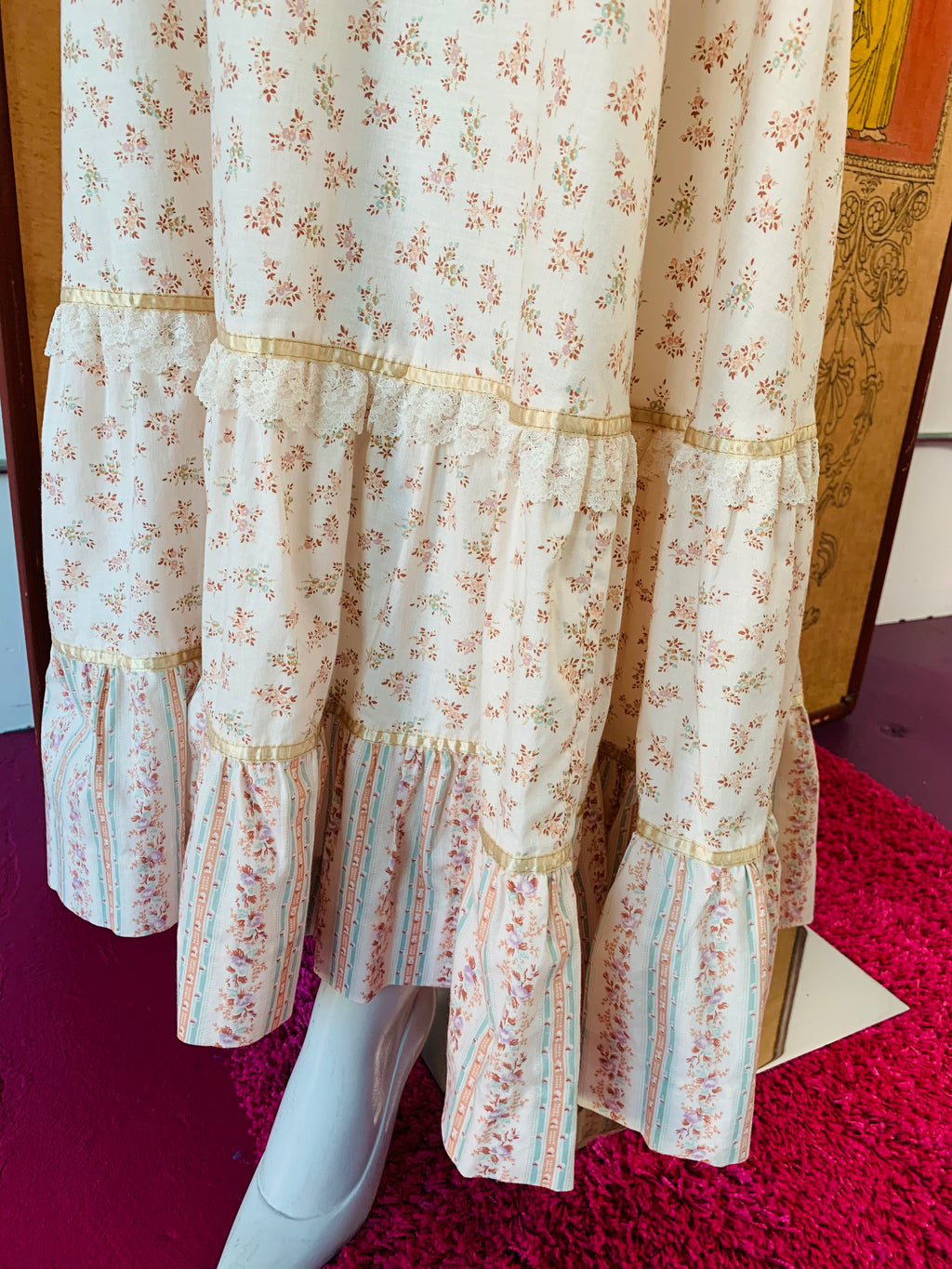 Gunne Sax 70s Cotton Maxi Skirt — vintage 1970s Gunne Sax bottoms in ivory
