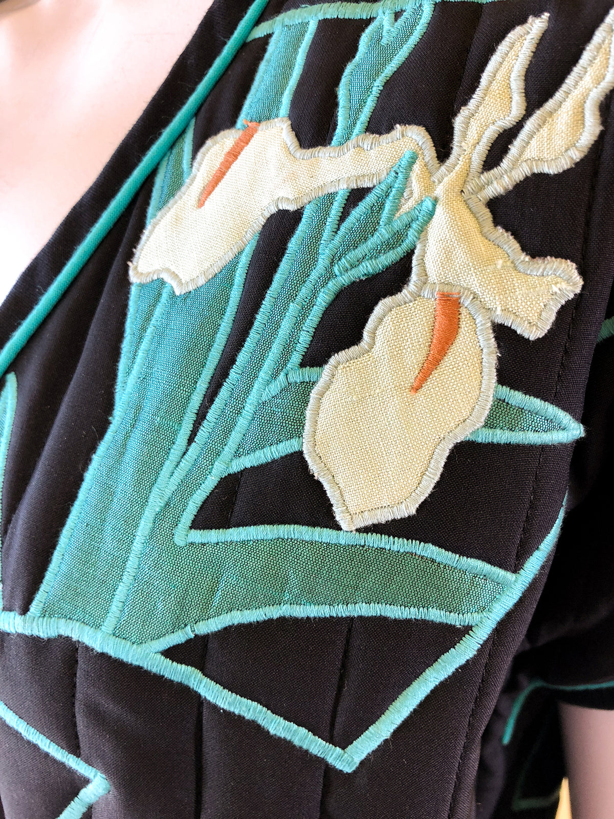 White Duck Workshop Art to Wear Applique Quilted Vest — vintage White Duck Workshop top in white