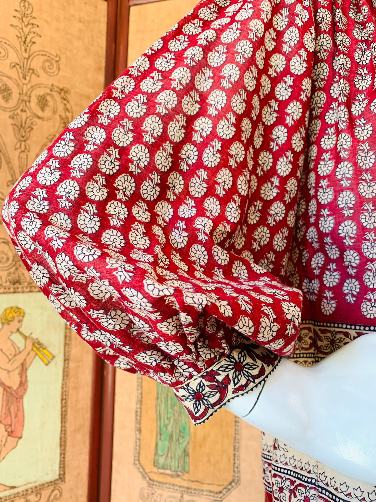 Red & Cream Floral Balloon Sleeve Indian Cotton Blouse — vintage 1970s top in ivory, red