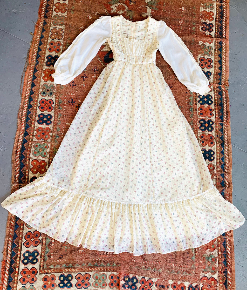 Poet Sleeve GUNNE SAX Romantic Lace Detailed Maxi Dress — vintage Gunne Sax dress