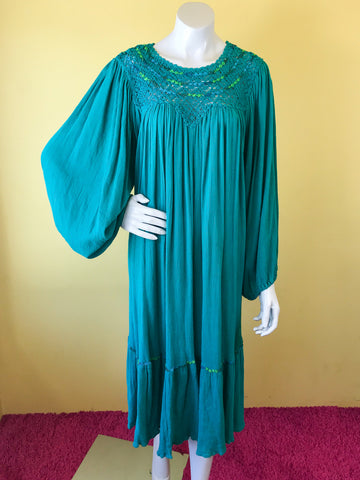 Green Turquoise Crochet Cotton Dress. Sold in excellent condition at Empress Vintage in Berkeley, CA.