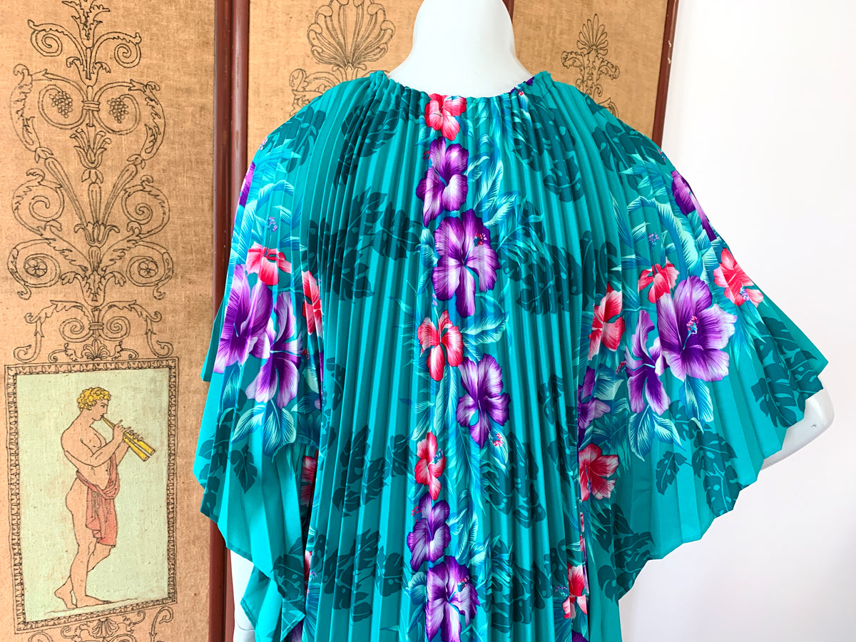 Tropical Green Crystal Pleated 70s Caftan — vintage 1970s caftan in green