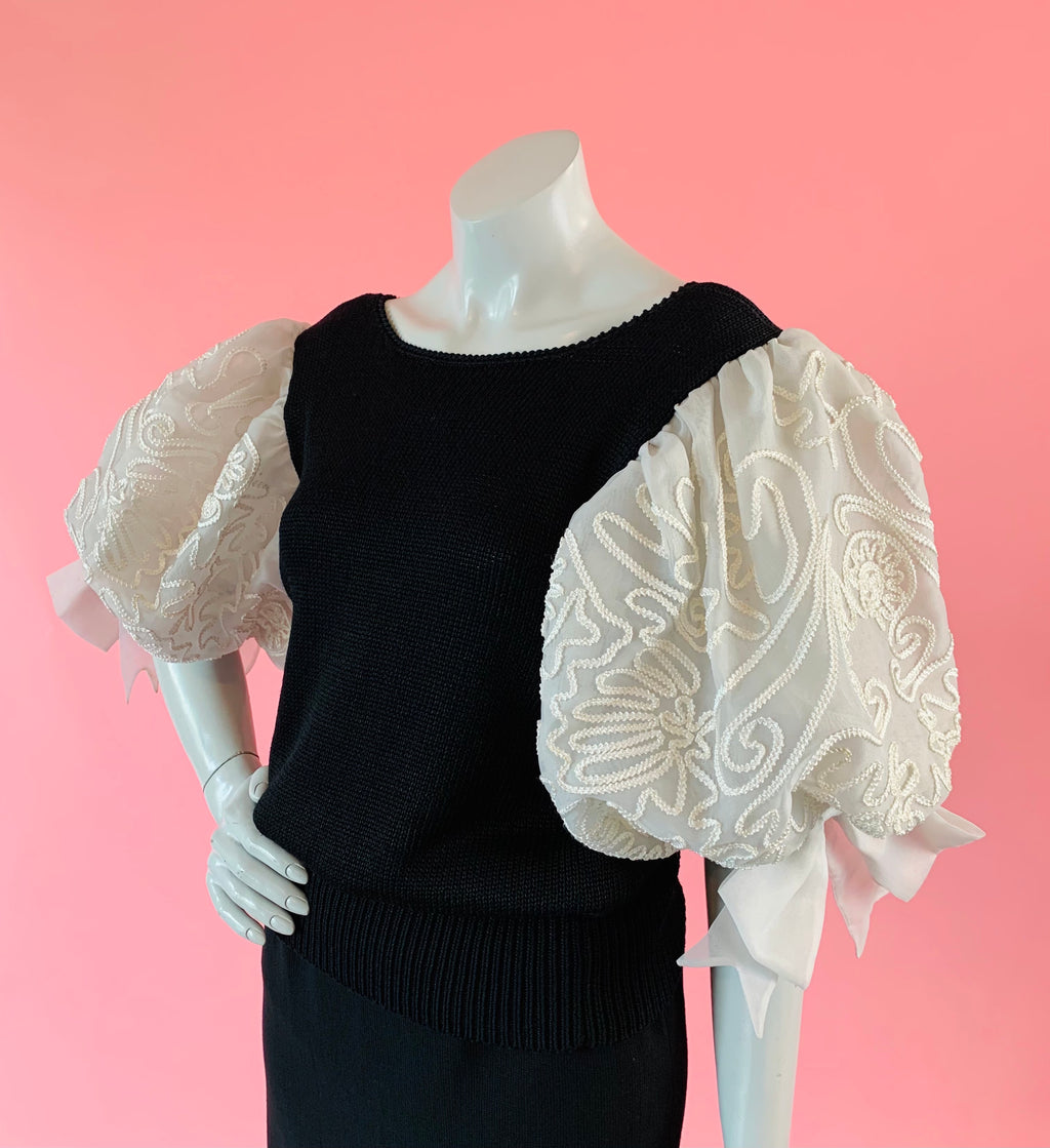 Black & White Puff Sleeve Knit Sweater — vintage top in black, white