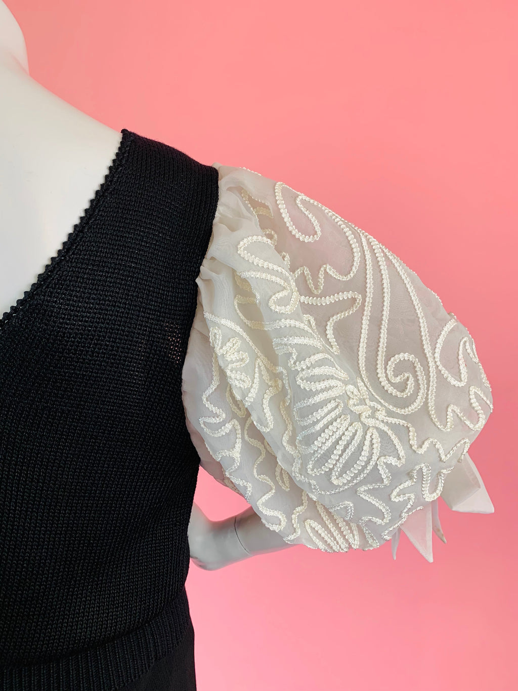 Black & White Puff Sleeve Knit Sweater — vintage top in black, white