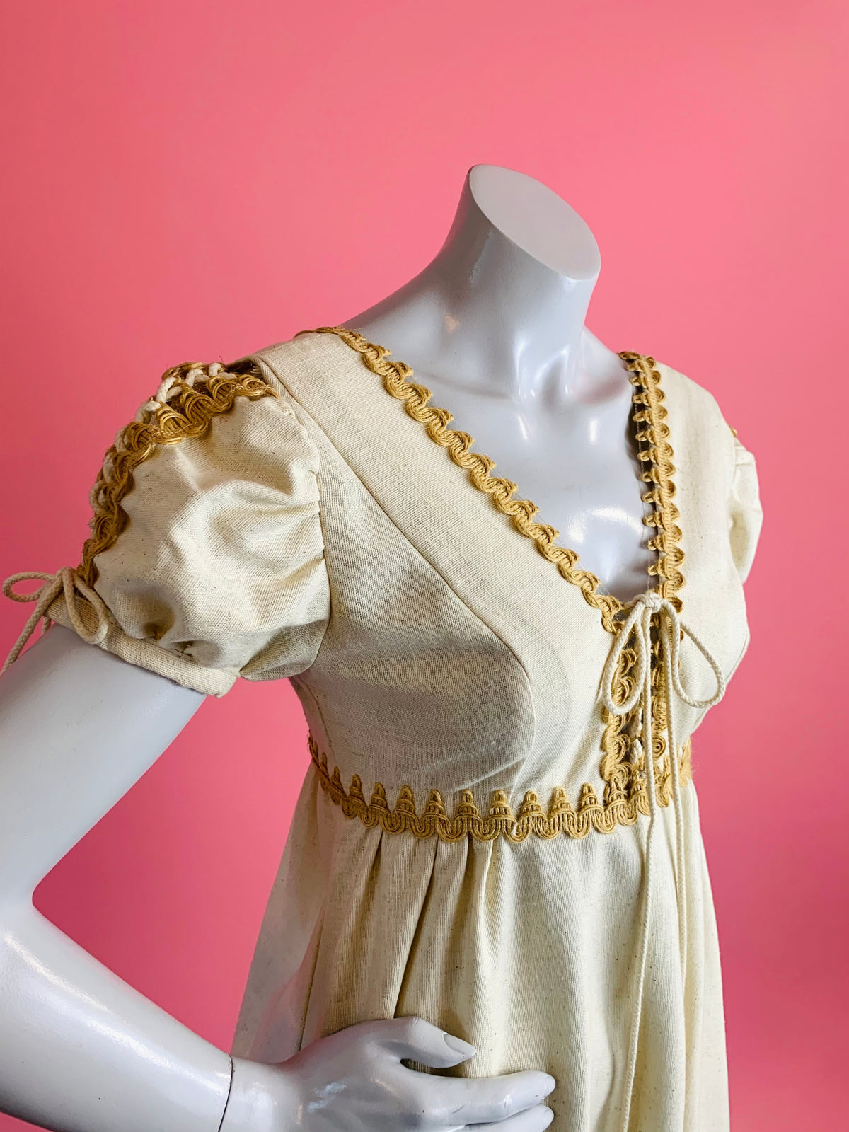 Gunne Sax Lace Up Vanilla Bean Cotton Maxi Dress — vintage 1970s Gunne Sax dress