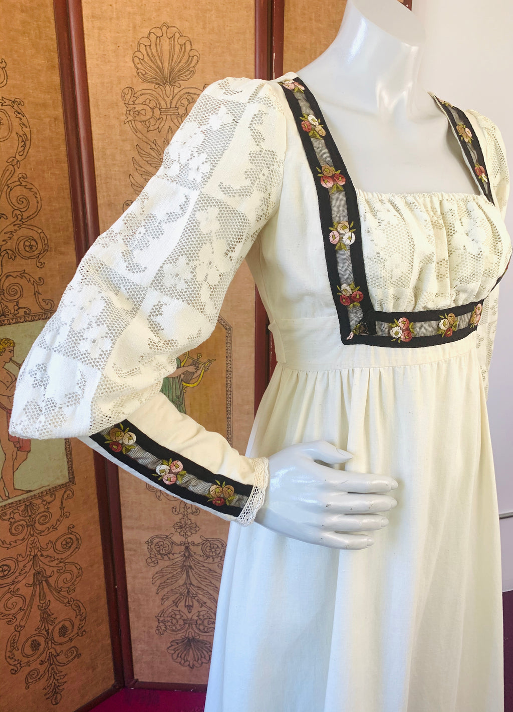 Poet Sleeve Gunne Sax Lace Detailed Maxi Dress — vintage Gunne Sax dress