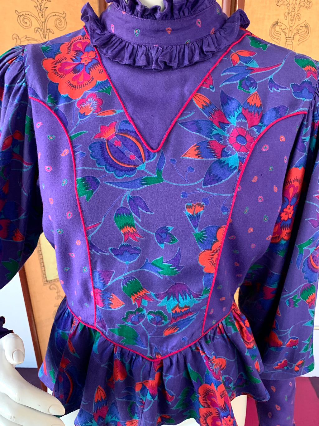 Purple Floral Poet Sleeve Blouse Made in India — vintage 1980s MicheL top in purple