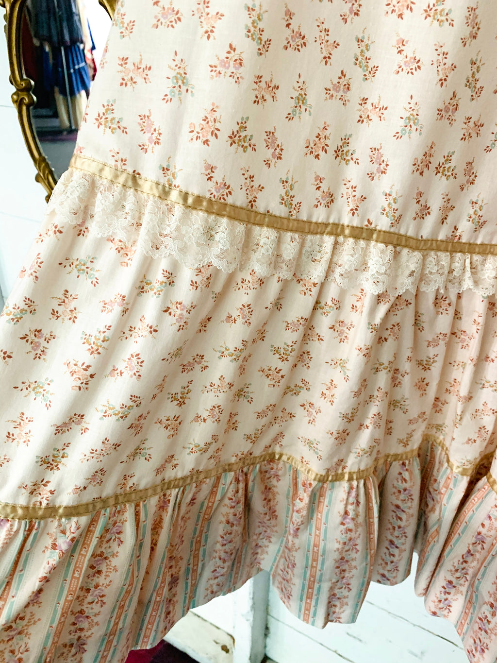 Gunne Sax 70s Cotton Maxi Skirt — vintage 1970s Gunne Sax bottoms in ivory