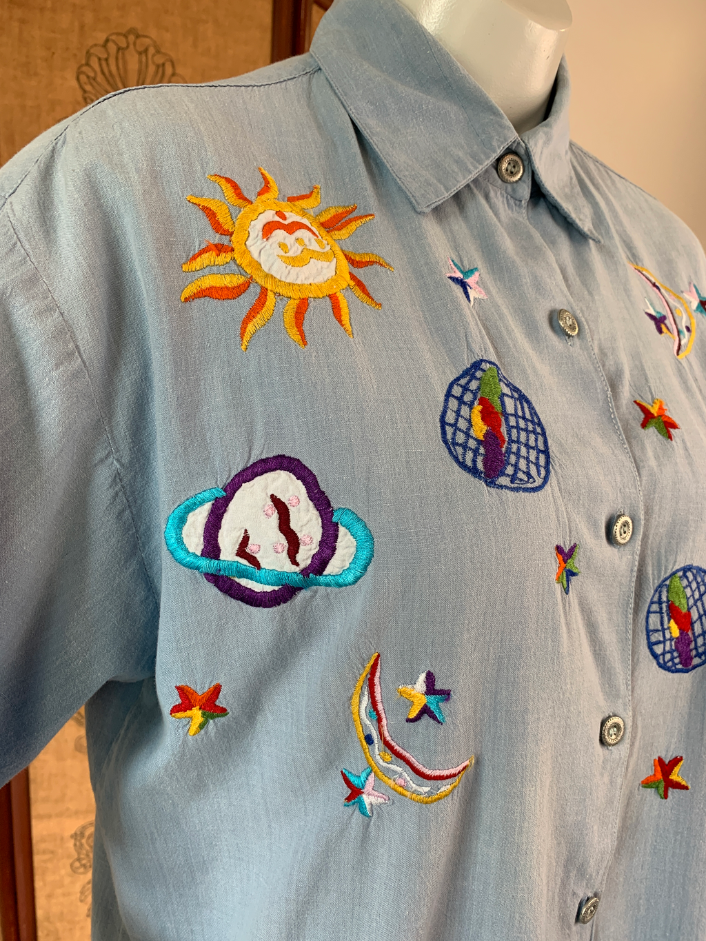 Bill Blass Celestial Embroidered Chambray Short Sleeve Button Up Shirt — vintage Bill Blass top