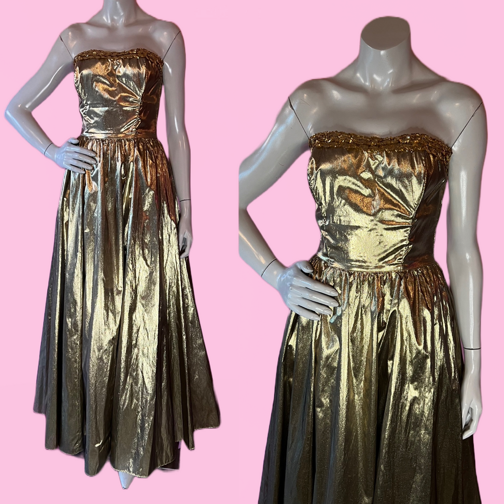 Who doesn't love a Gunne Sax dress?