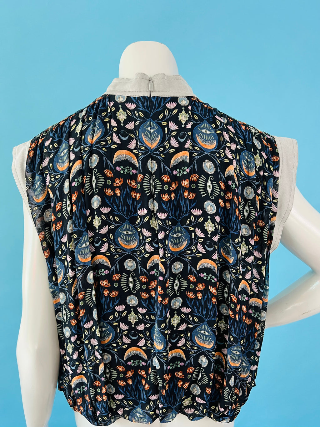 Chloe Designer Mystic Eye Print Bubble Blouse — vintage Chloe top in grey