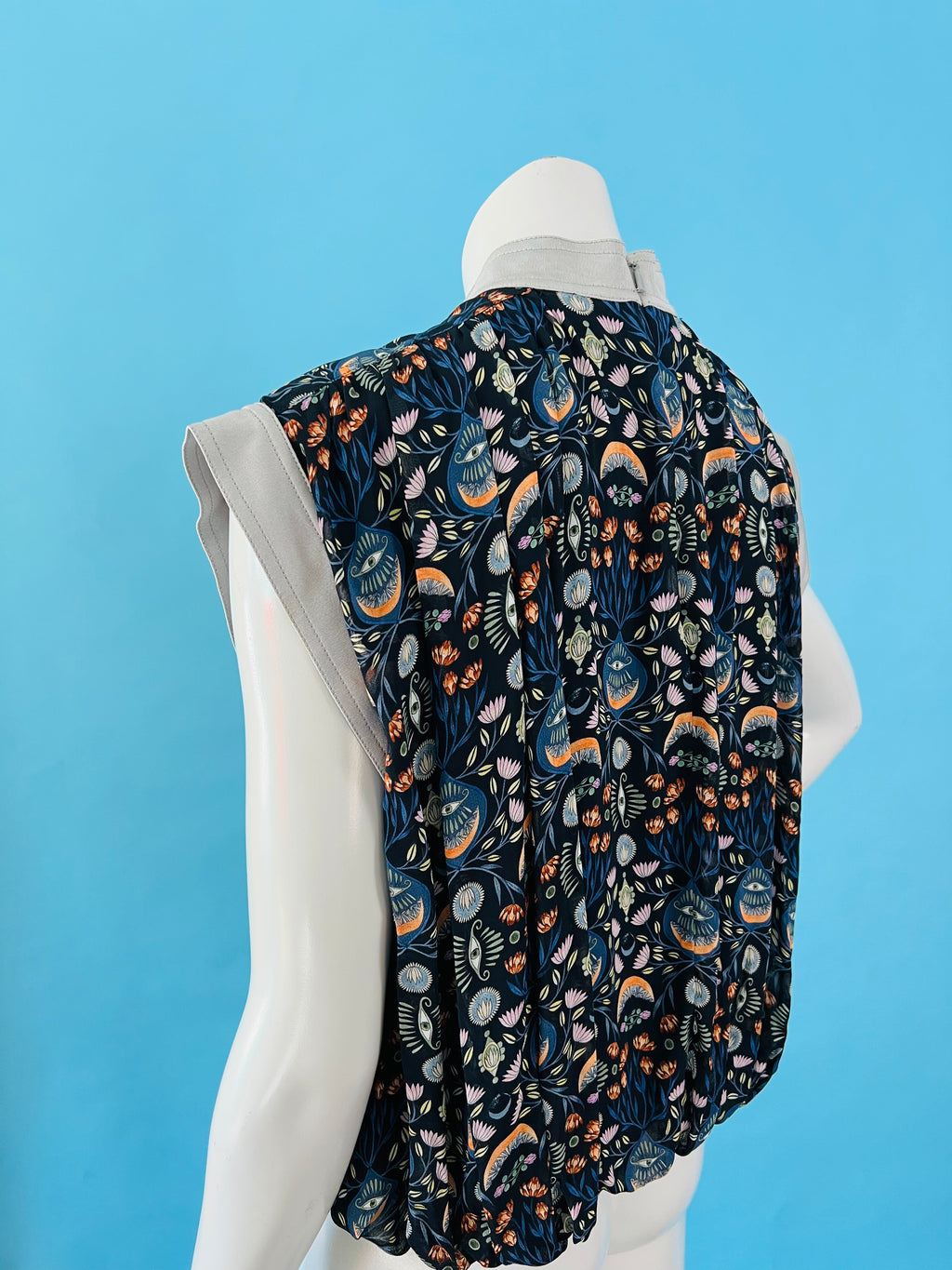 Chloe Designer Mystic Eye Print Bubble Blouse — vintage Chloe top in grey